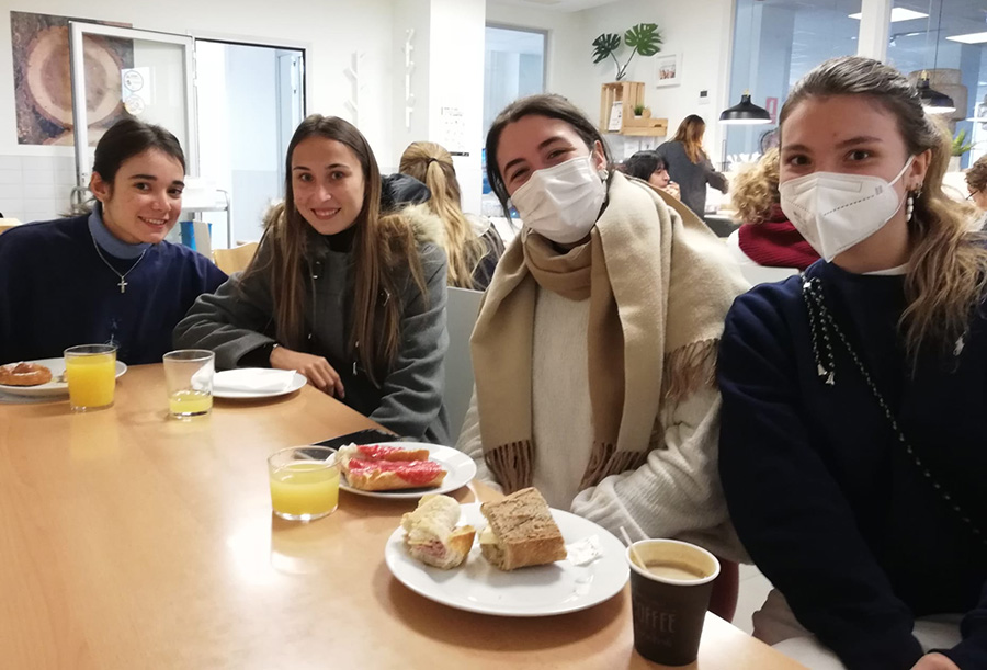 Retiro estudiantes de Magisterio en prácticas Cumbres School Valencia