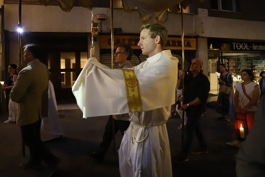 Procesión del Corpus Christi en 2022 por las calles de Sarria en Barcelona