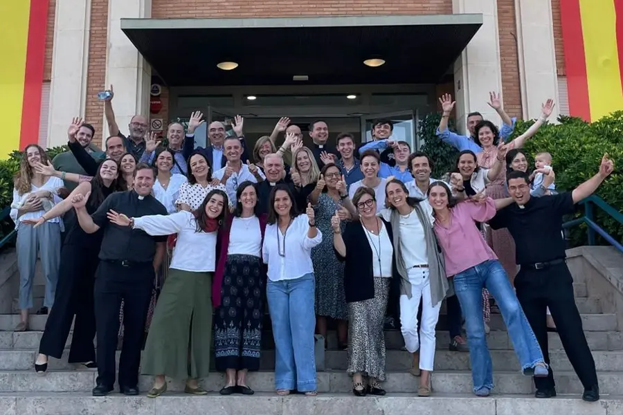 Foto de familia de los participantes en la Convención local de Valencia