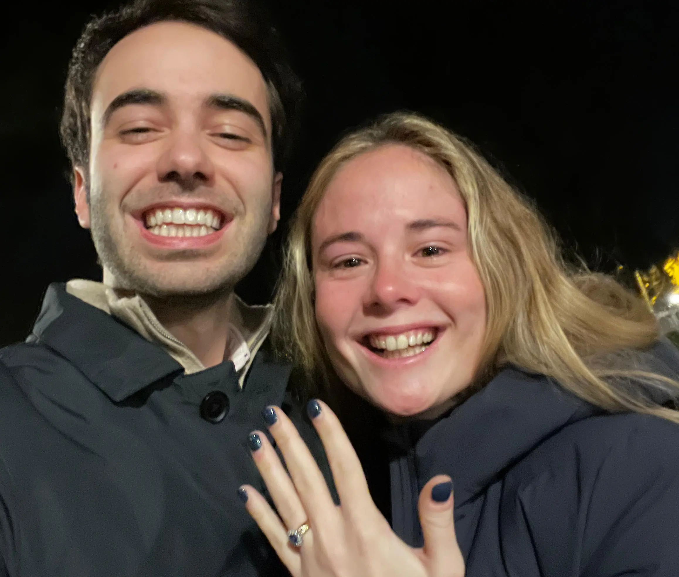 Ana y Santi, después de Filoi, y recién comprometidos