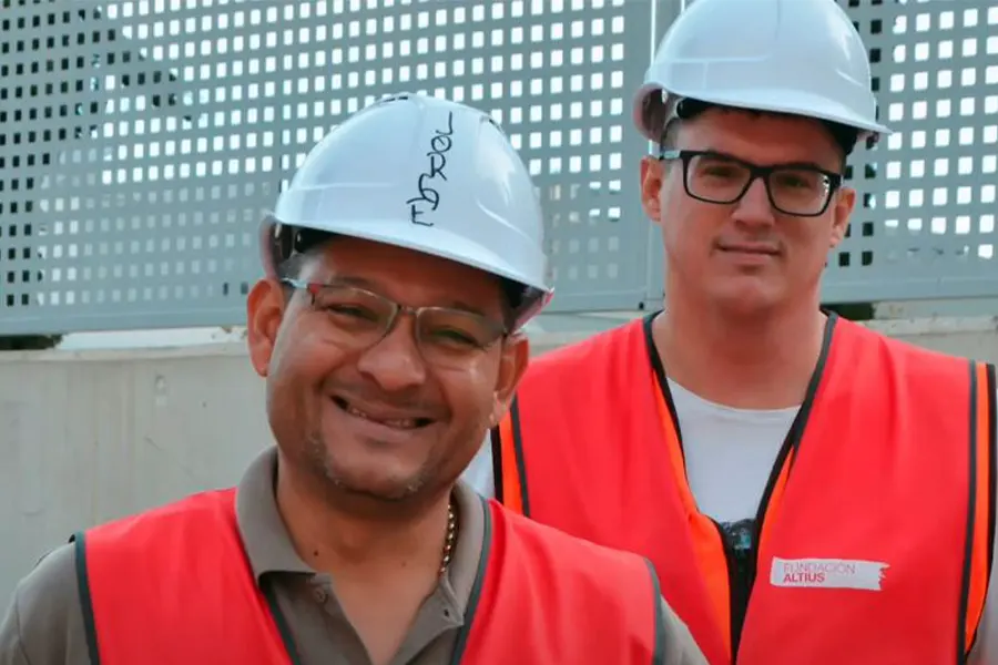 Rostros de los voluntarios de la Fundación Altius en Valencia